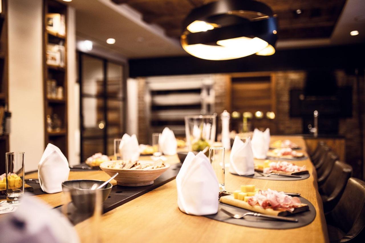 Hotel Gotthard Лех ам Алберг Екстериор снимка