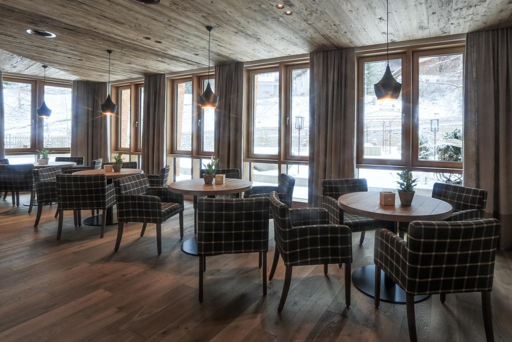 Hotel Gotthard Лех ам Алберг Екстериор снимка