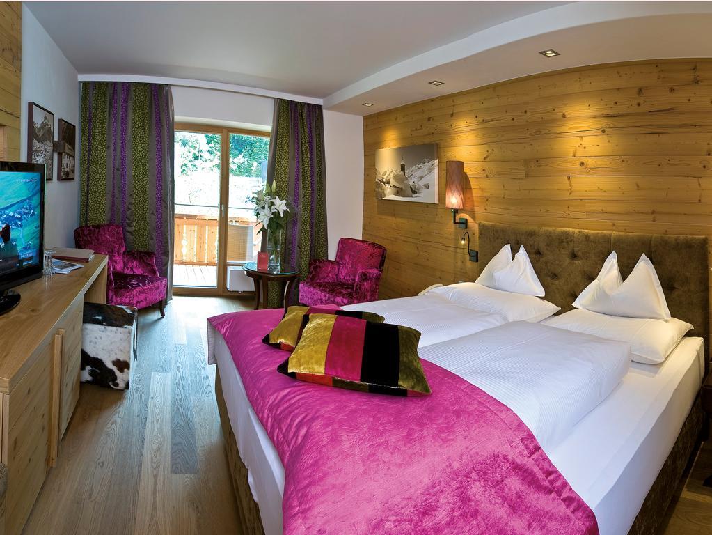 Hotel Gotthard Лех ам Алберг Екстериор снимка