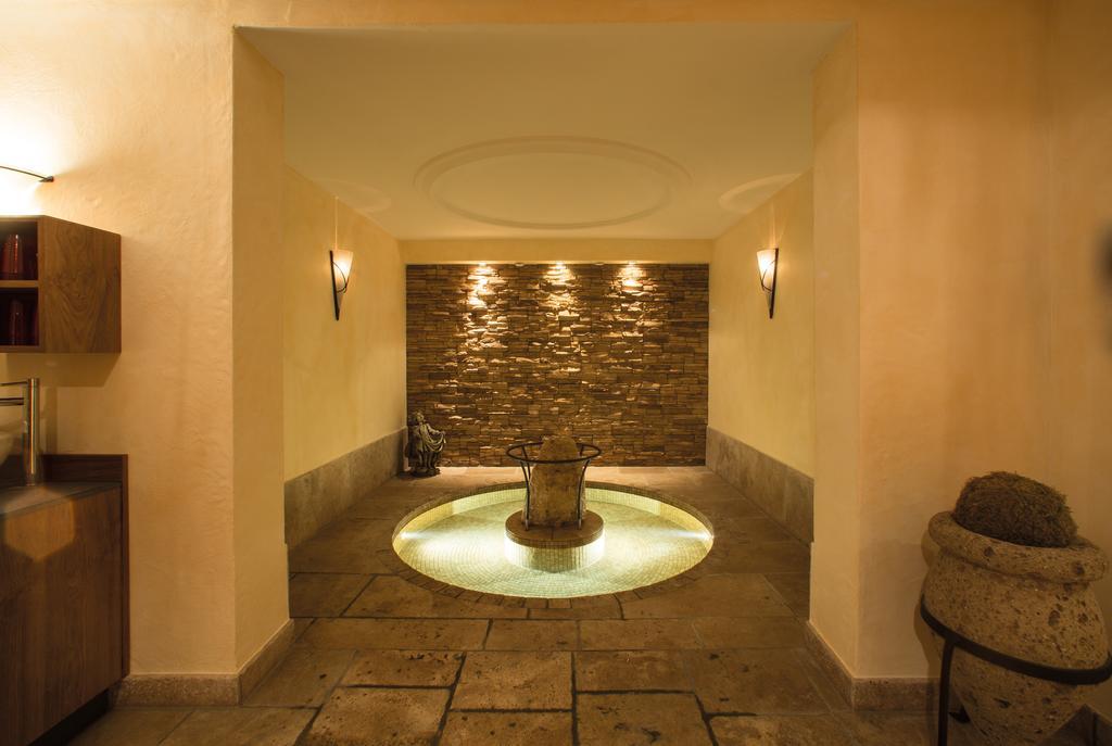 Hotel Gotthard Лех ам Алберг Екстериор снимка